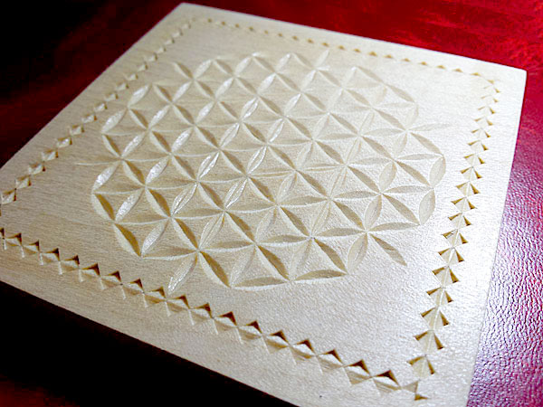 Personalized wall decoration with flower of life